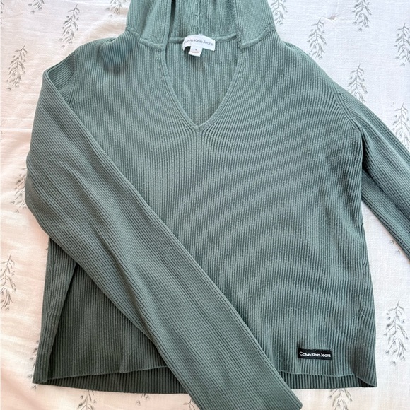 Calvin Klein Ribbed Crop Top - Picture 2 of 4